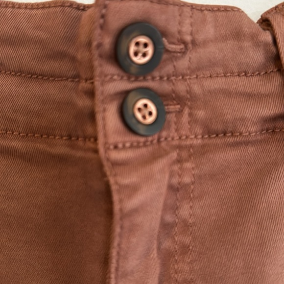 BKE Women’s Shorts - Picture 2 of 7